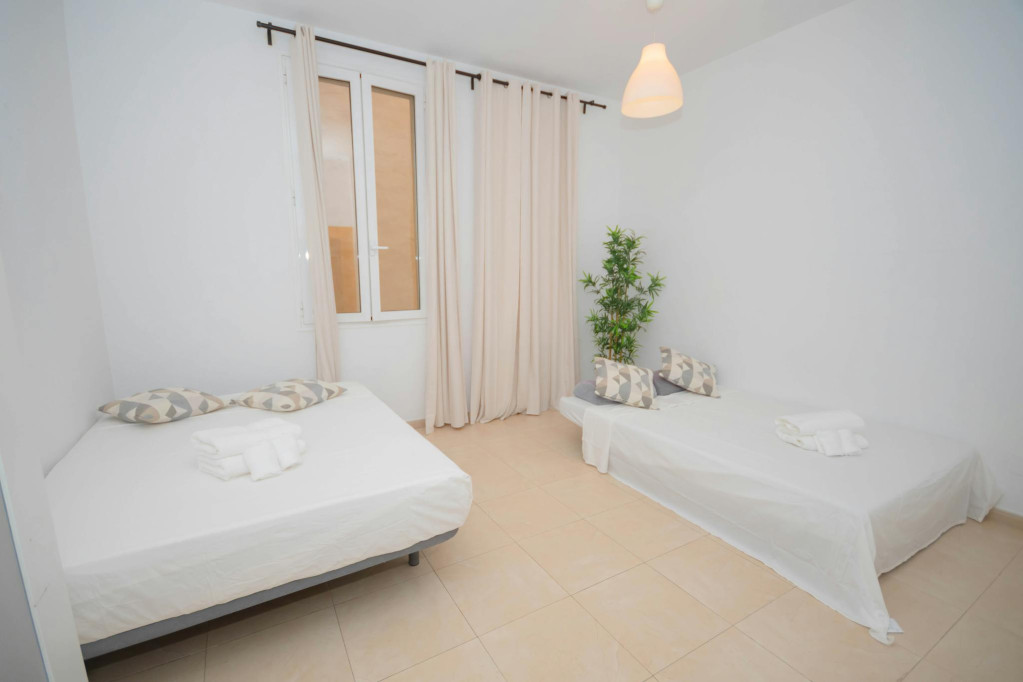 Calle de las Infantas, Madrid - Madrid - chambre - ImmoJeune