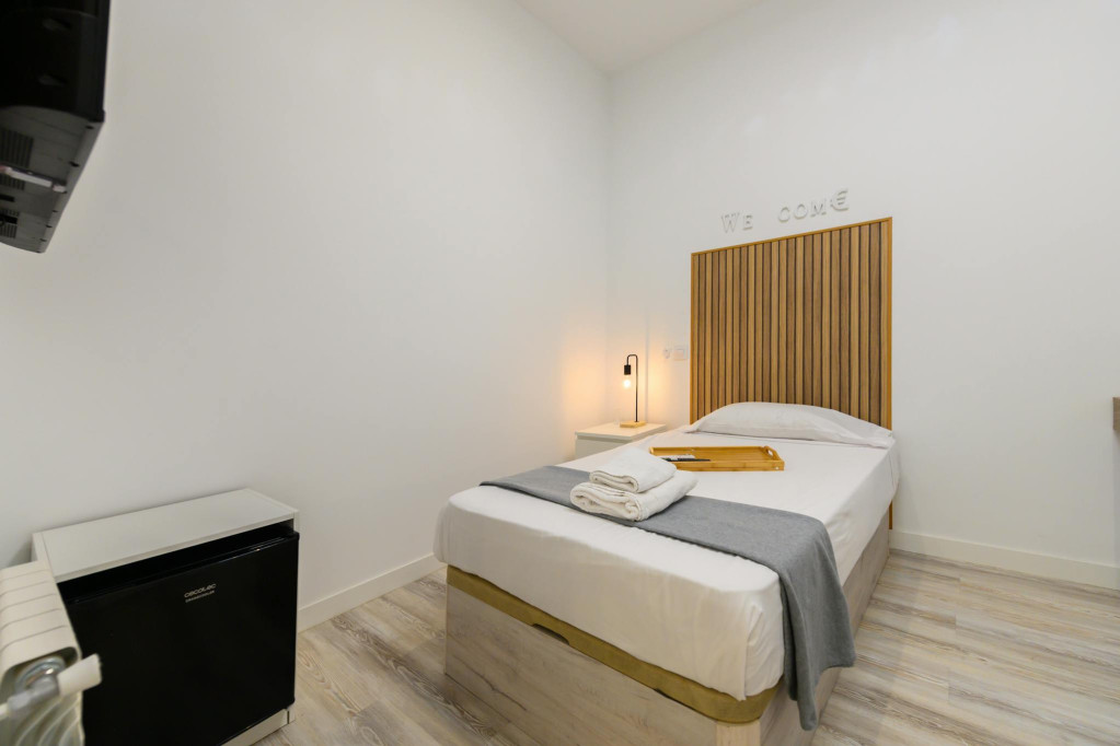 Calle de San Bernardo, Madrid - Madrid - chambre - ImmoJeune