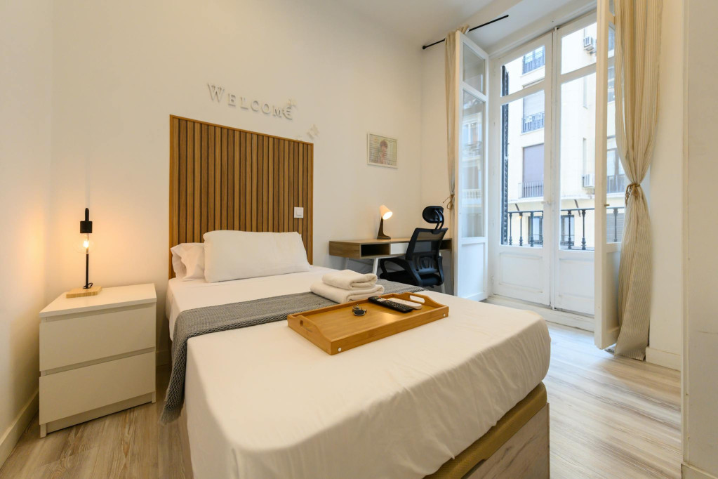 Calle de San Bernardo, Madrid - Madrid - chambre - ImmoJeune