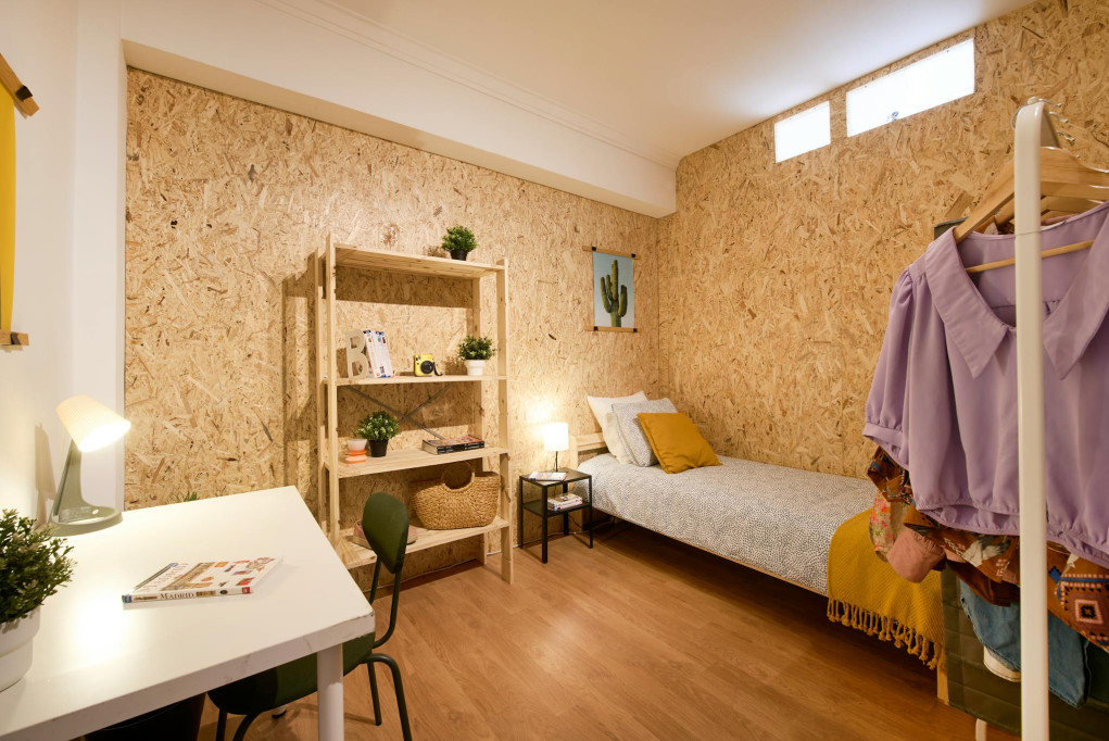 Rua Professor Reinaldo dos Santos, Lisbon - Lisbonne - chambre - ImmoJeune