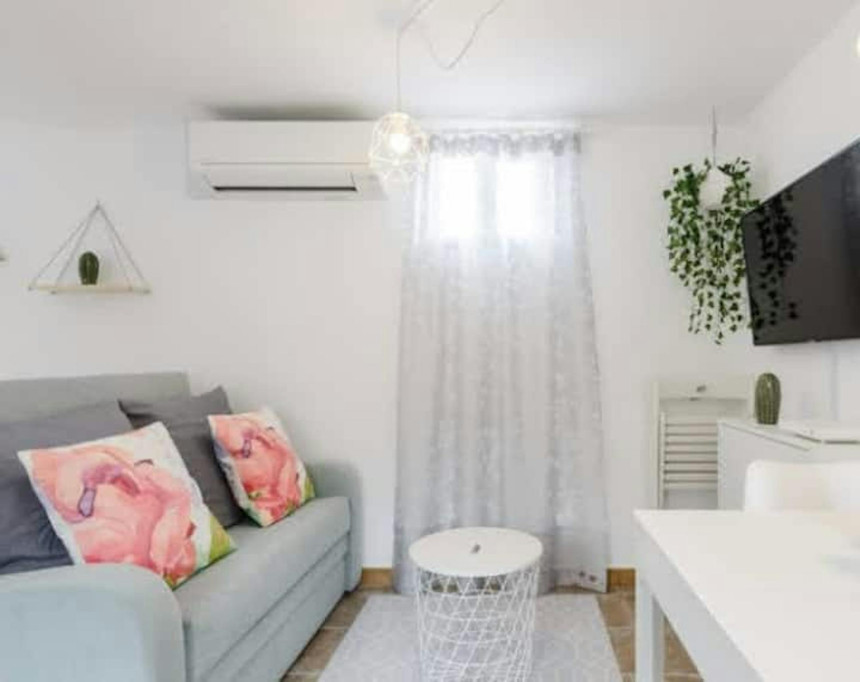 Calle de Salitre, Madrid - Madrid - chambre - ImmoJeune