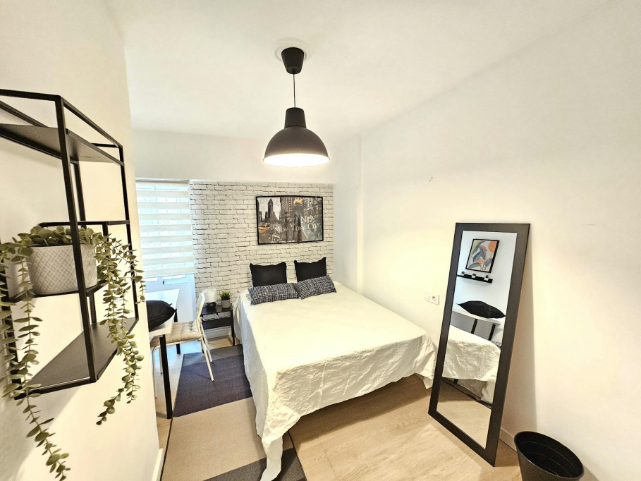 Carrer del Poeta Mas y Ros, Valencia - Valence - chambre - ImmoJeune