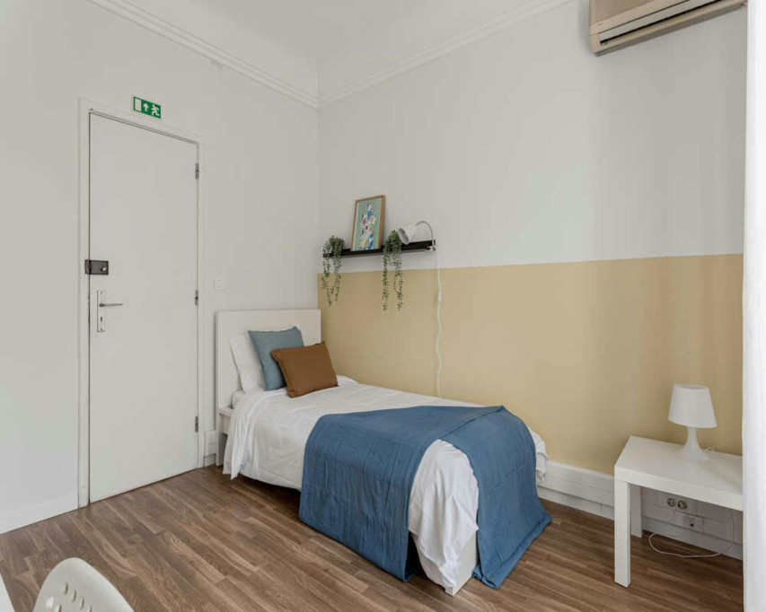 Rua do Conde de Redondo, Lisbon - Lisbonne - chambre - ImmoJeune