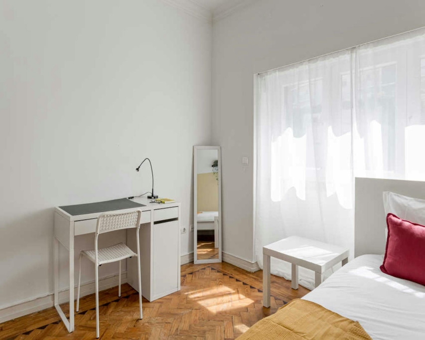 Largo Manuel Emídio da Silva, Lisbon - Lisbonne - chambre - ImmoJeune