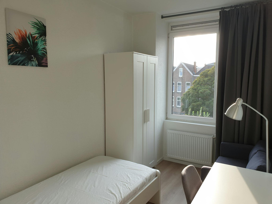 Dorpsweg, Rotterdam - Rotterdam - chambre - ImmoJeune