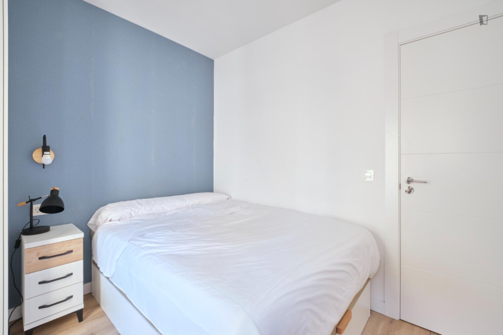 Double bedroom with cleaning service - Salamanca - chambre - ImmoJeune