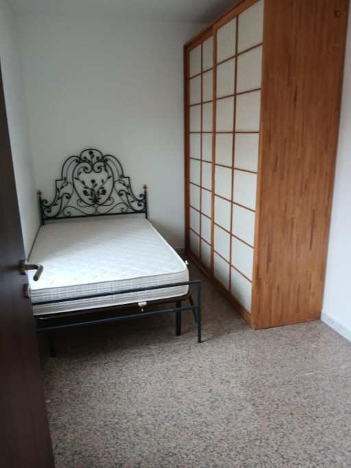 Singe Bedroom in a Shared Apartment in Rome - Rome - chambre - ImmoJeune