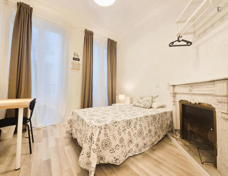 Snug single bedroom in central Lavapiés - Madrid - chambre - ImmoJeune