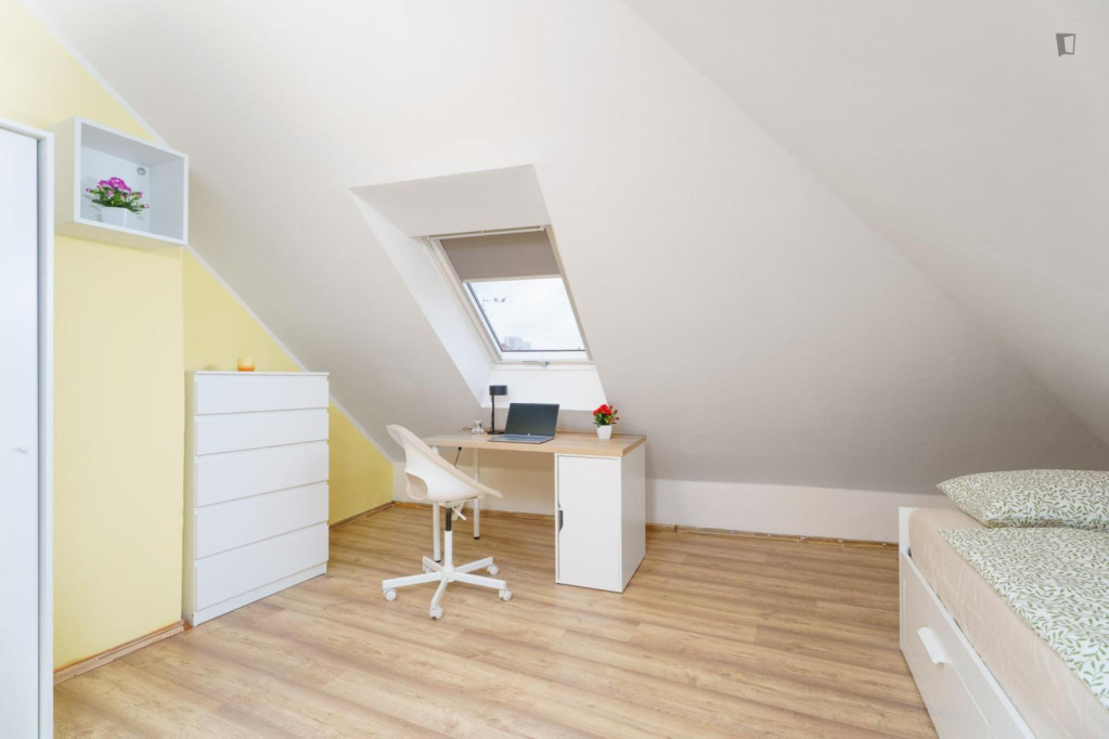 Cosy double bedroom in Jezerka - Prague - chambre - ImmoJeune