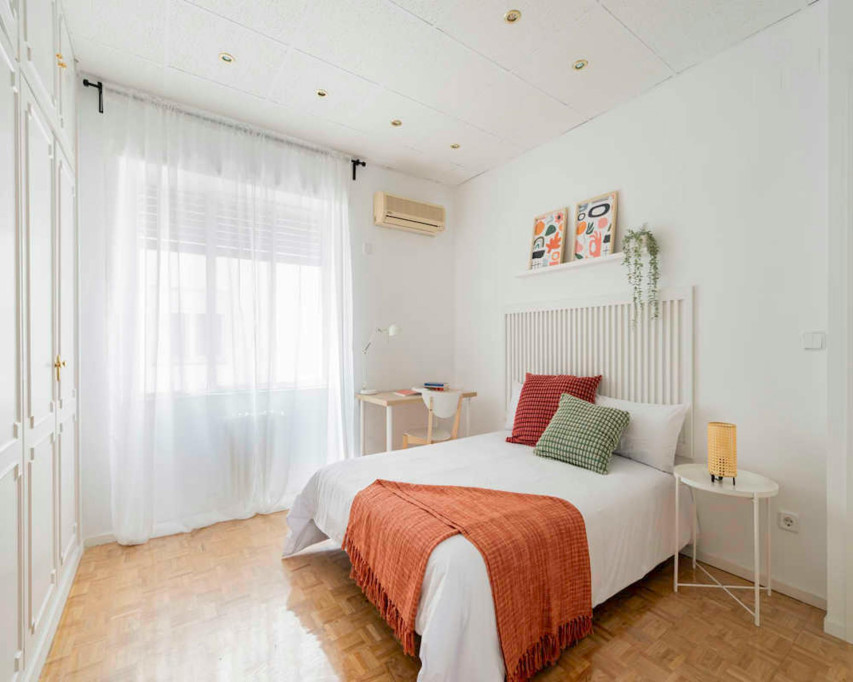 Paseo de la Castellana, Madrid - Madrid - chambre - ImmoJeune