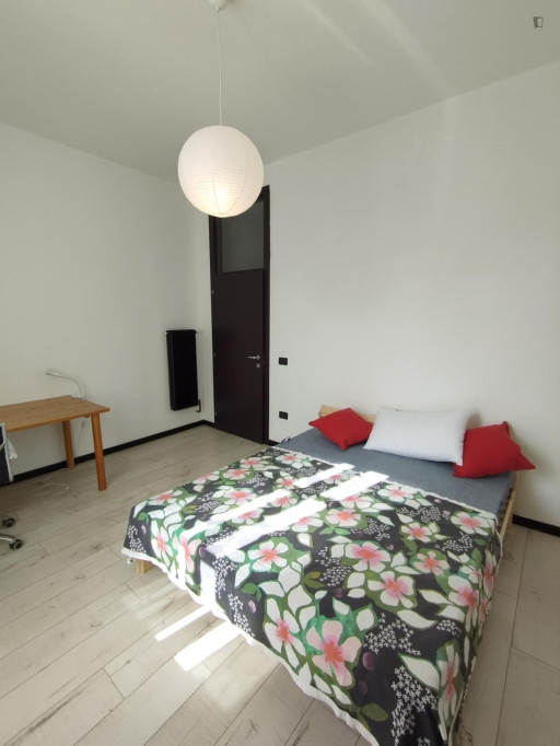 Double bedroom in 2-bedroom apartment - Trento - chambre - ImmoJeune