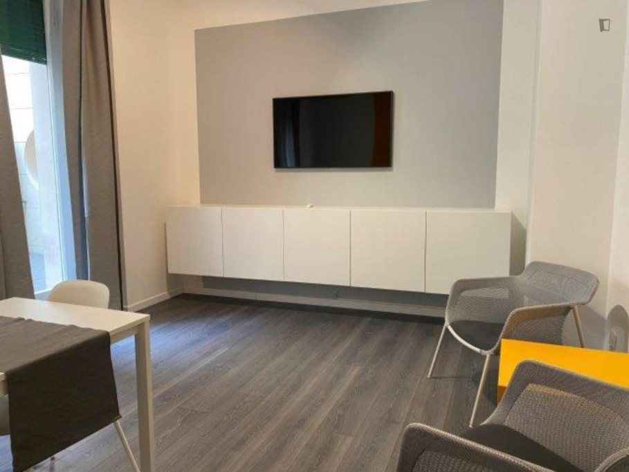 3-Bedroom apartment with a terrace, in the centre of Bologna - Bologne - chambre - ImmoJeune