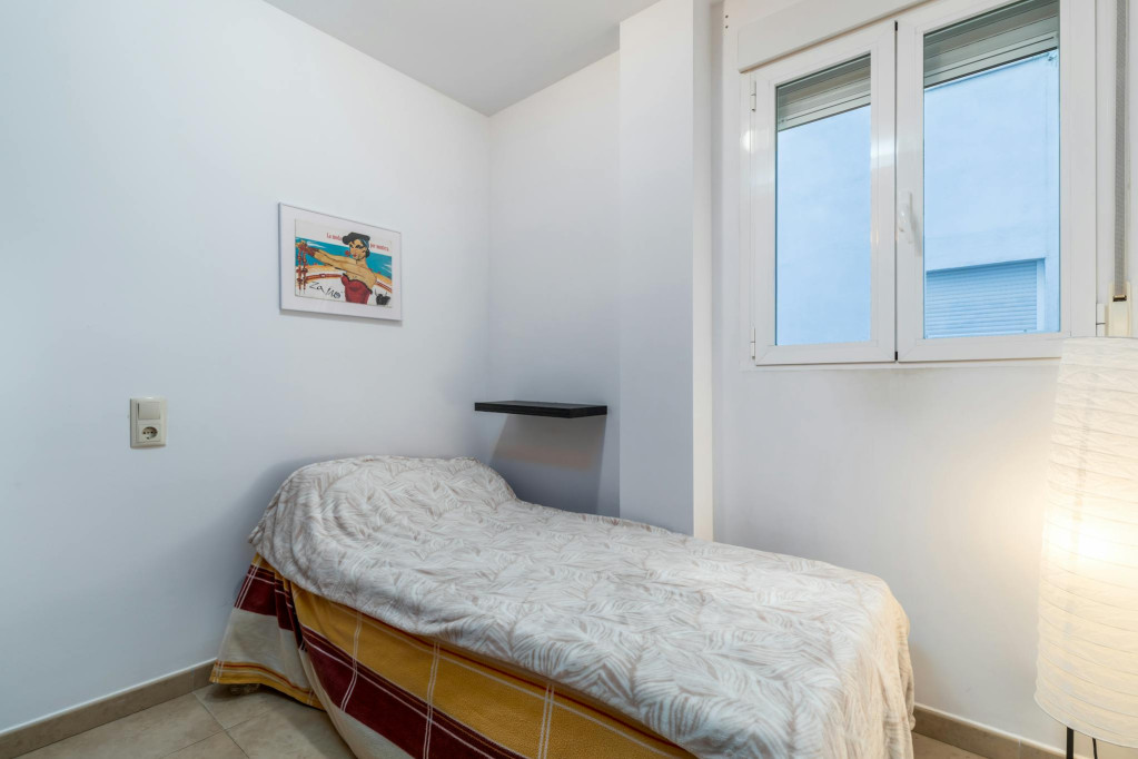 Carrer San Jacinto Castañeda, Valencia - Valence - chambre - ImmoJeune