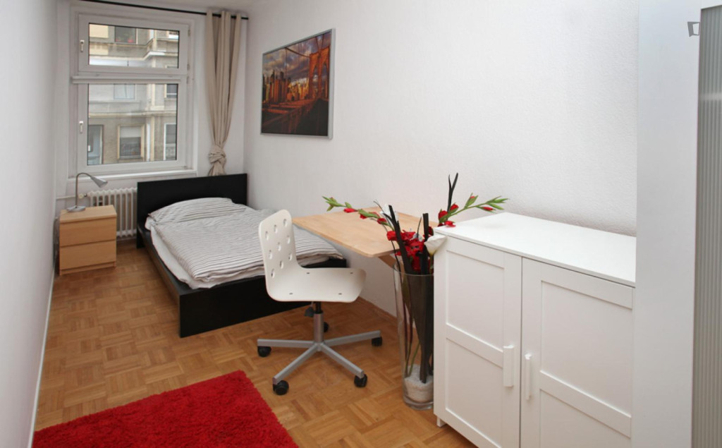 Lovely single room near the Koeltzepark - Berlin - chambre - ImmoJeune