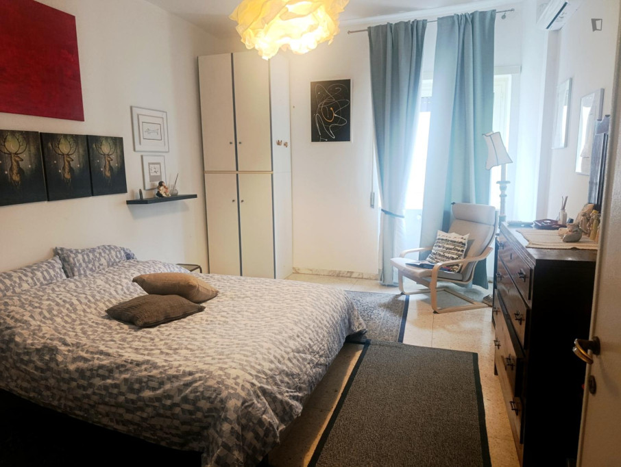 Single Bedroom in a Lovely Apartment near Gemelli  - Rome - chambre - ImmoJeune