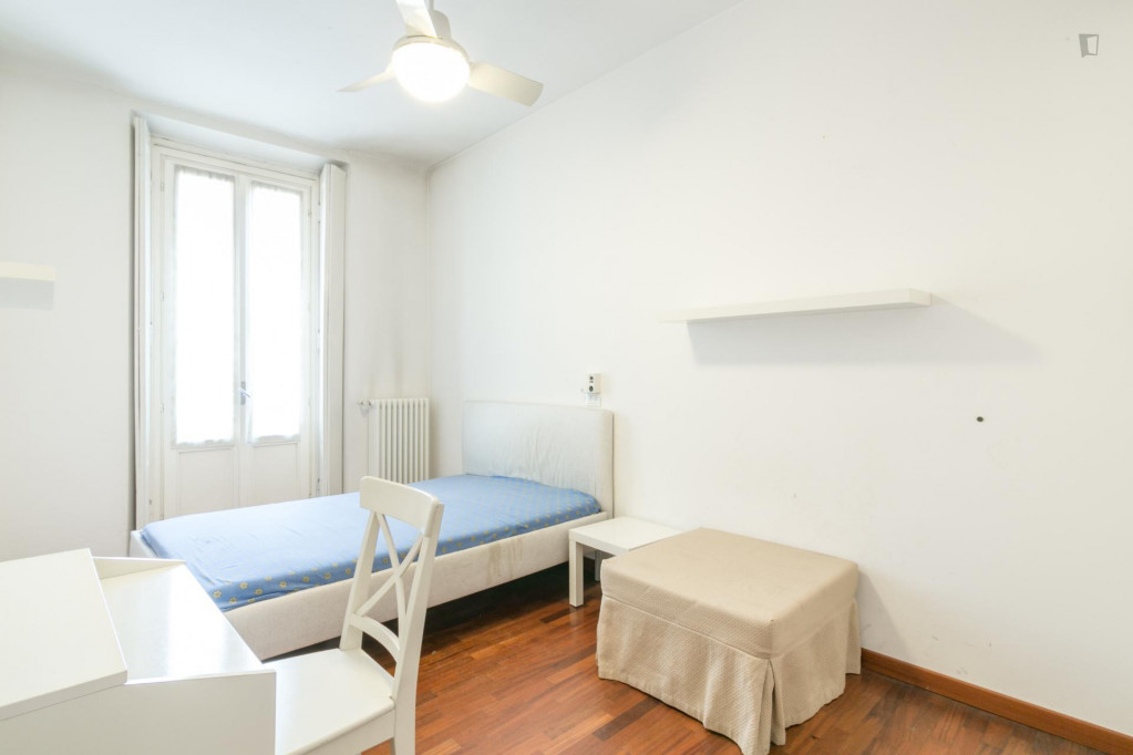 Really neat double bedroom in Ticinese