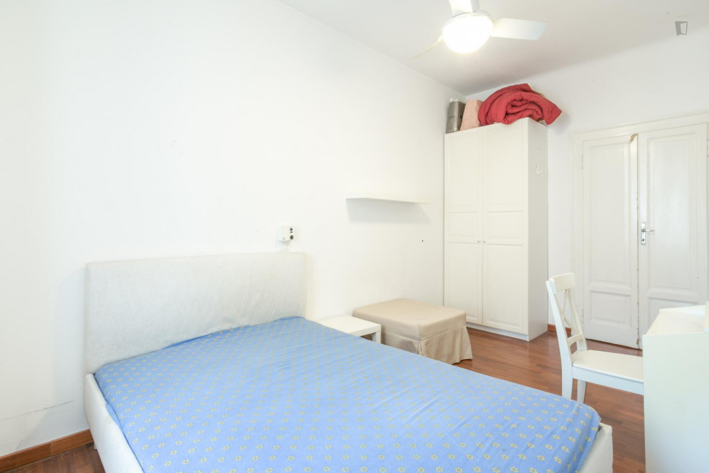 Really neat double bedroom in Ticinese