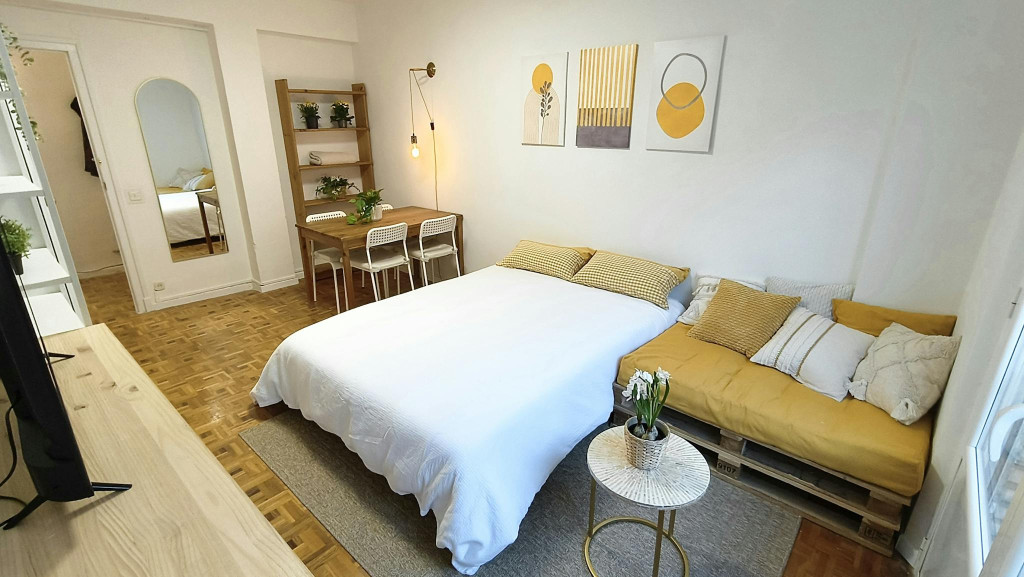 Travesía Juan María Guelbenzu, Pamplona - Pamplona - chambre - ImmoJeune