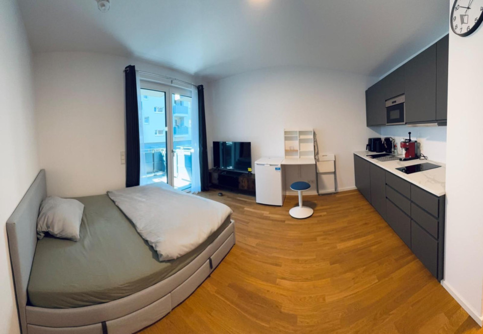 Welcoming Studio with a balcony close to Leopoldplatz Metro - Berlin - chambre - ImmoJeune