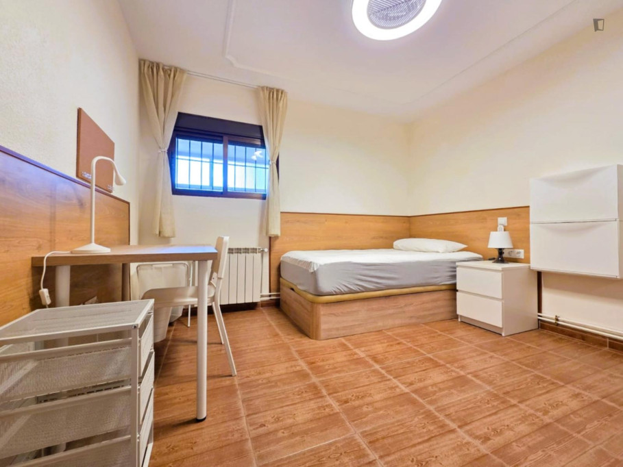 Very pleasant single bedroom in Leganés - Madrid - chambre - ImmoJeune