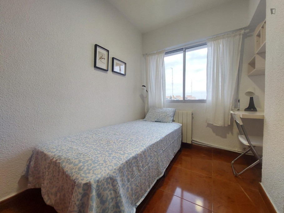 Homley single bedroom in Almagro - Madrid - chambre - ImmoJeune
