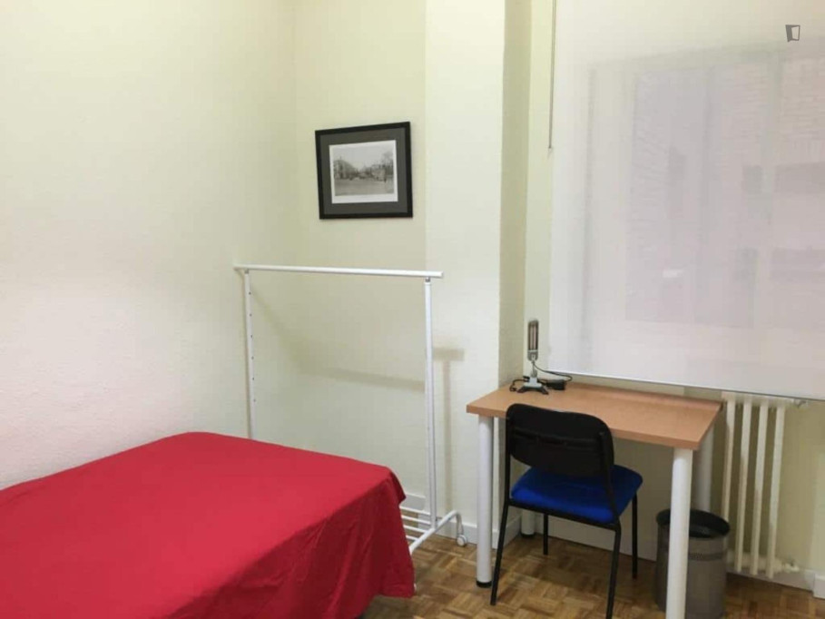 Homely single bedroom in Lavapiés - Madrid - chambre - ImmoJeune