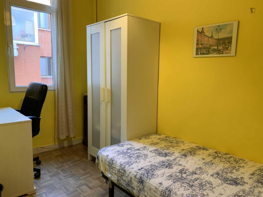 Charming single bedroom in Cuatro Caminos - Madrid - chambre - ImmoJeune