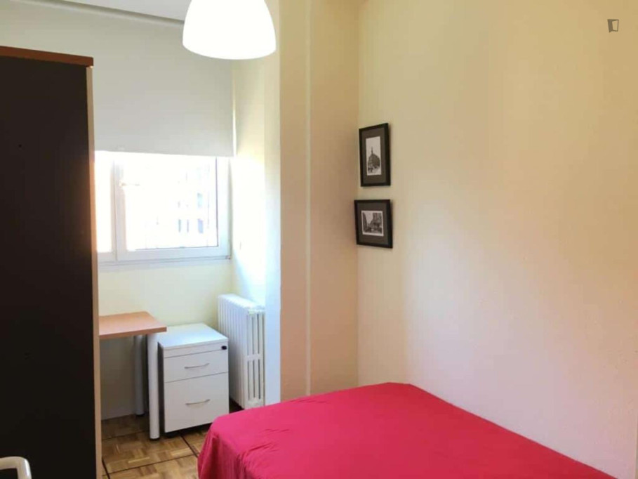 Neat and cosy single bedroom in Lavapiés - Madrid - chambre - ImmoJeune