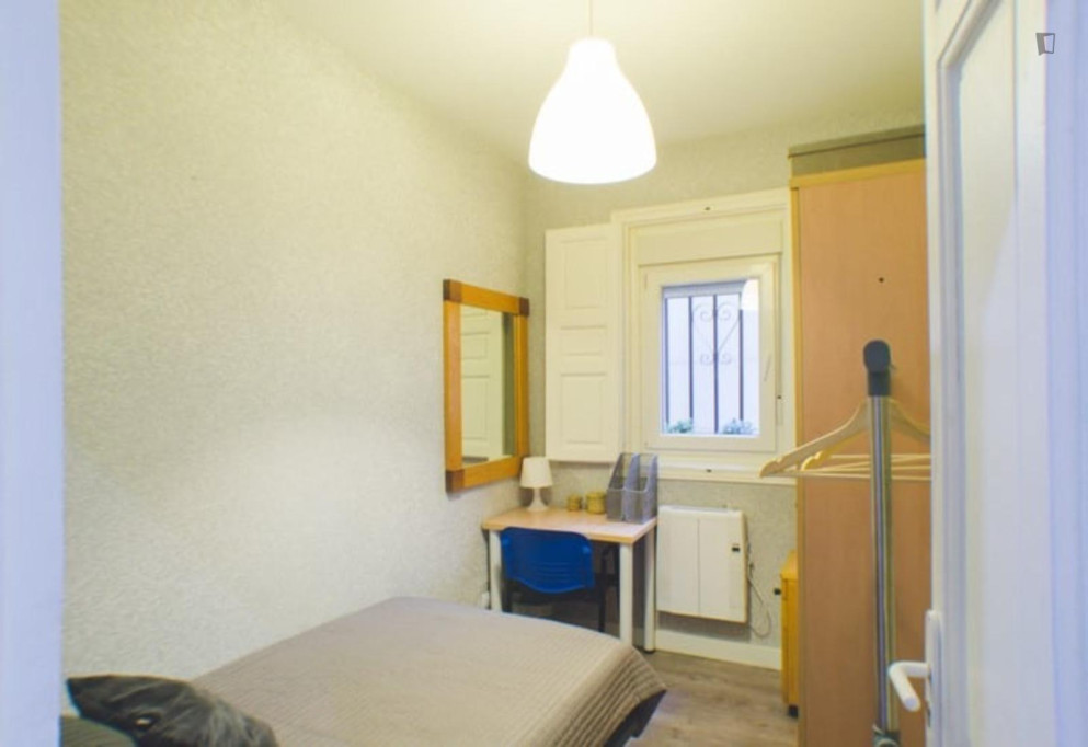 Homely single bedroom in Palos de la Frontera - Madrid - chambre - ImmoJeune