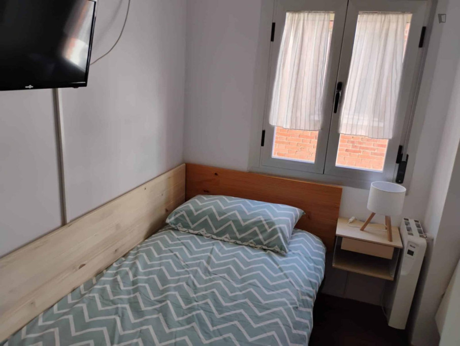 Inviting single bedroom in Alcala de Henares - Madrid - chambre - ImmoJeune