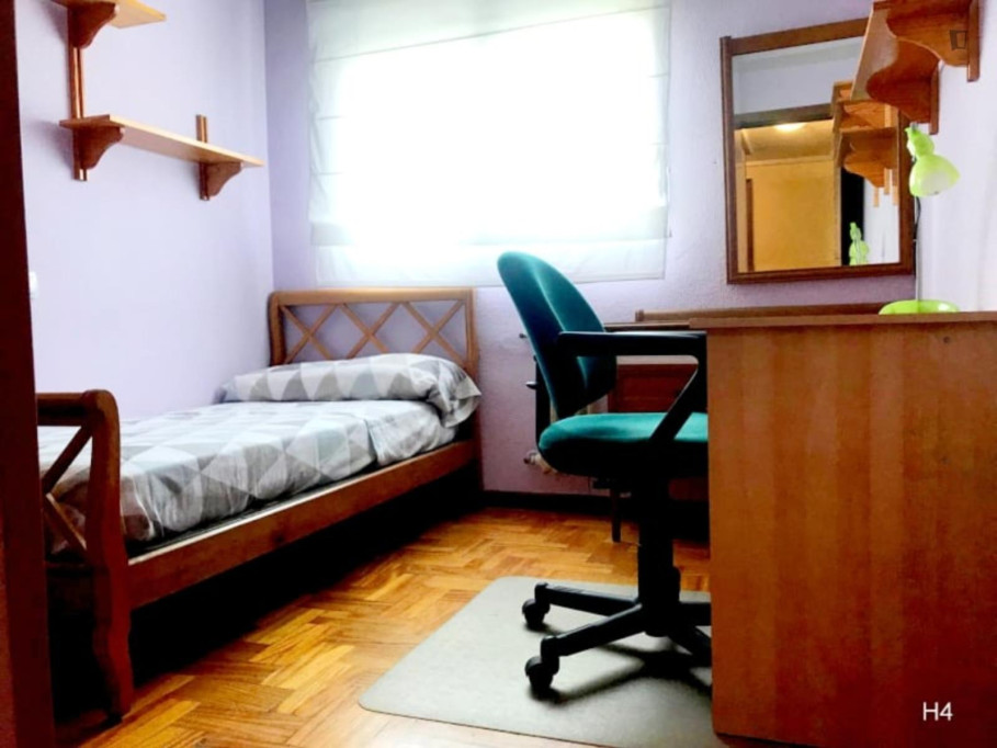 Welcoming single bedroom in Acacias - Madrid - chambre - ImmoJeune