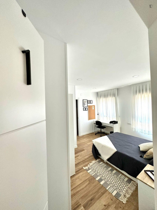 Very cool double ensuite bedroom in Getafe - Madrid - chambre - ImmoJeune