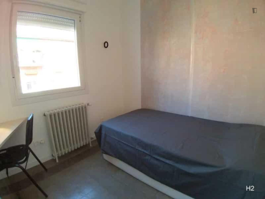 Bright single bedroom in Puerta del Ángel - Madrid - chambre - ImmoJeune
