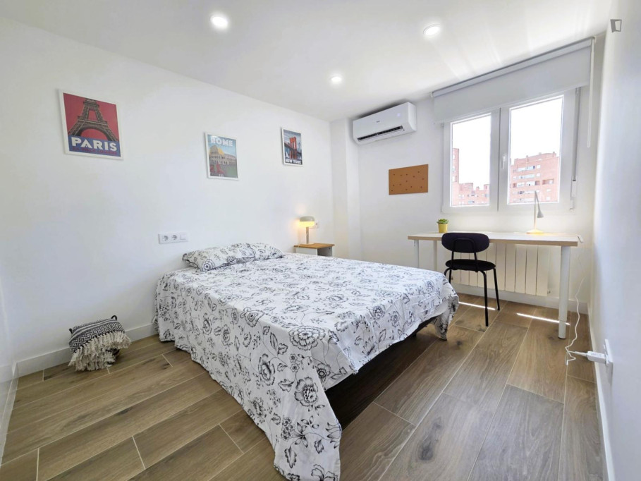 Charismatic double bedroom near Universidad Politécnica de Madrid - Campus Sur - Madrid - chambre - ImmoJeune