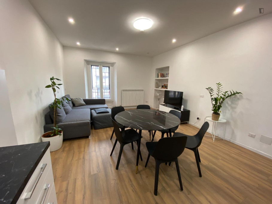 1-bedroom apartment, with outdoor area - Milan - chambre - ImmoJeune