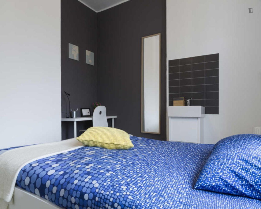 Modern double bedroom near P.le Accursio tram stop - Milan - chambre - ImmoJeune