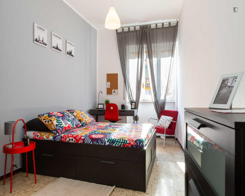 Welcoming double bedroom in Ghisolfa - Milan - chambre - ImmoJeune