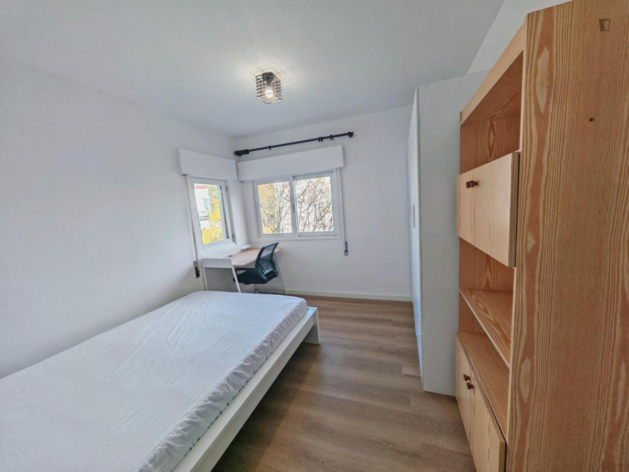 Bright bedroom - Braga - chambre - ImmoJeune