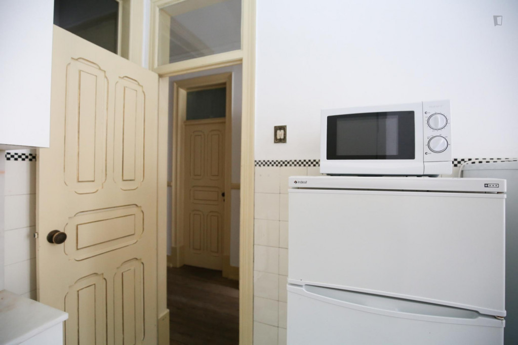 Cosy double bedroom close to Faculdade de Ciências da Universidade de Lisboa