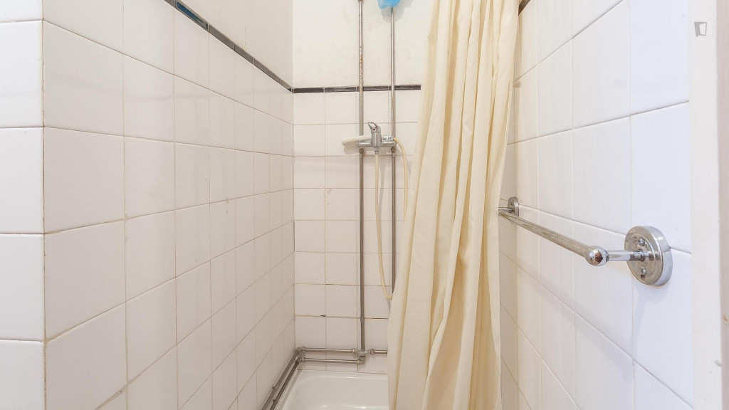 Double bedroom near Sete Bicas metro station