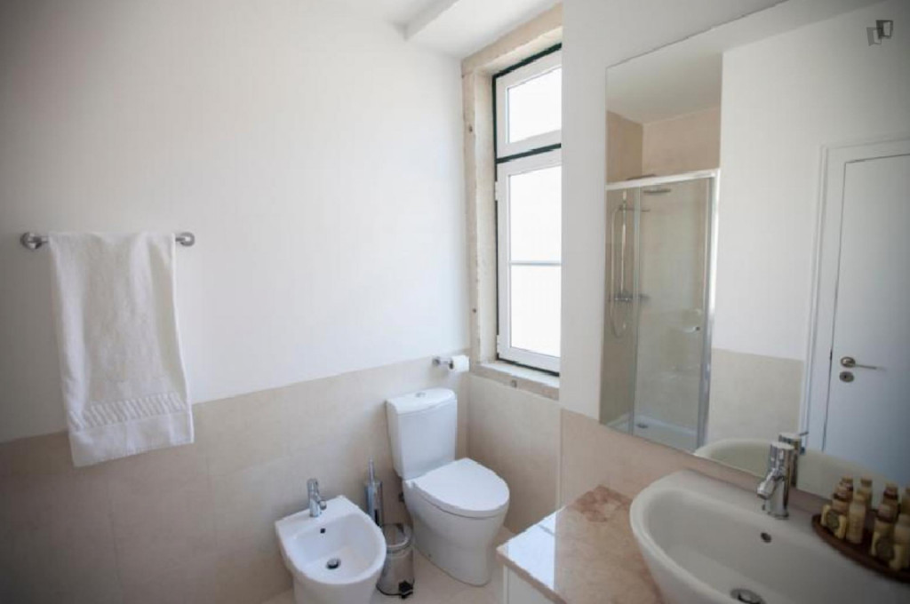 2-Bedroom apartment near Arco da Rua Augusta