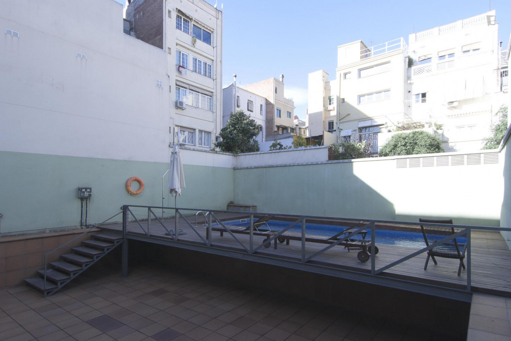 Luxurious studio in cool Gràcia