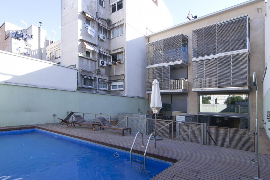 Luxurious studio in cool Gràcia