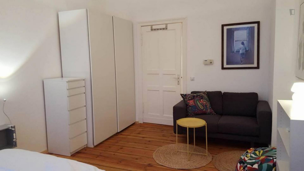 Charming 1-bedroom apartment near Schönhauser Allee Station