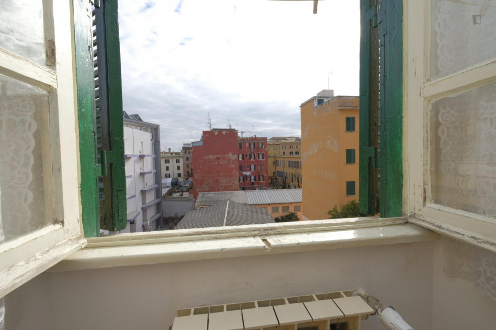 Single bedroom not far from Sapienza University
