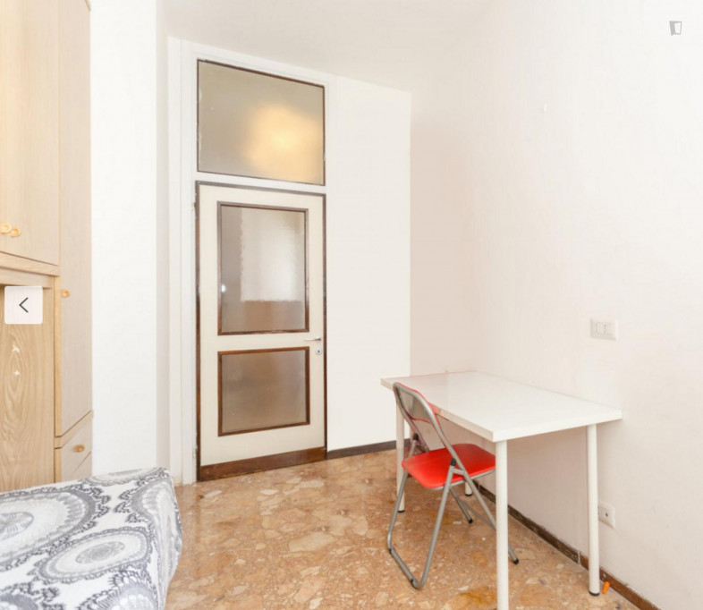 Cosy single bedroom in Gratosoglio