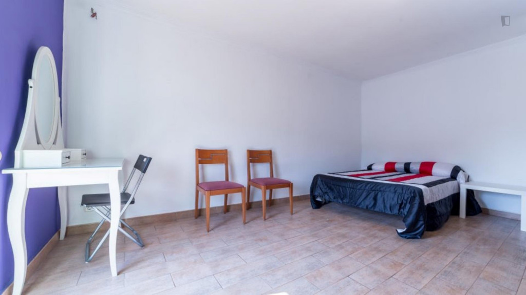 Spacious double bedroom near Parc de l'Oest - Valence - chambre - ImmoJeune