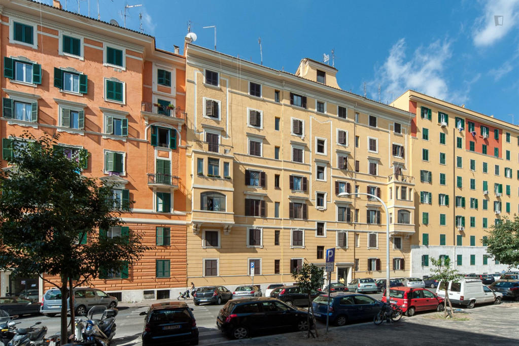 Appealing twin bedroom near Ponte Casilino train station