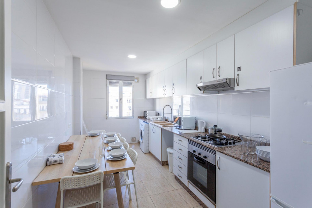 Double bedroom near Pl. Espanya metro station