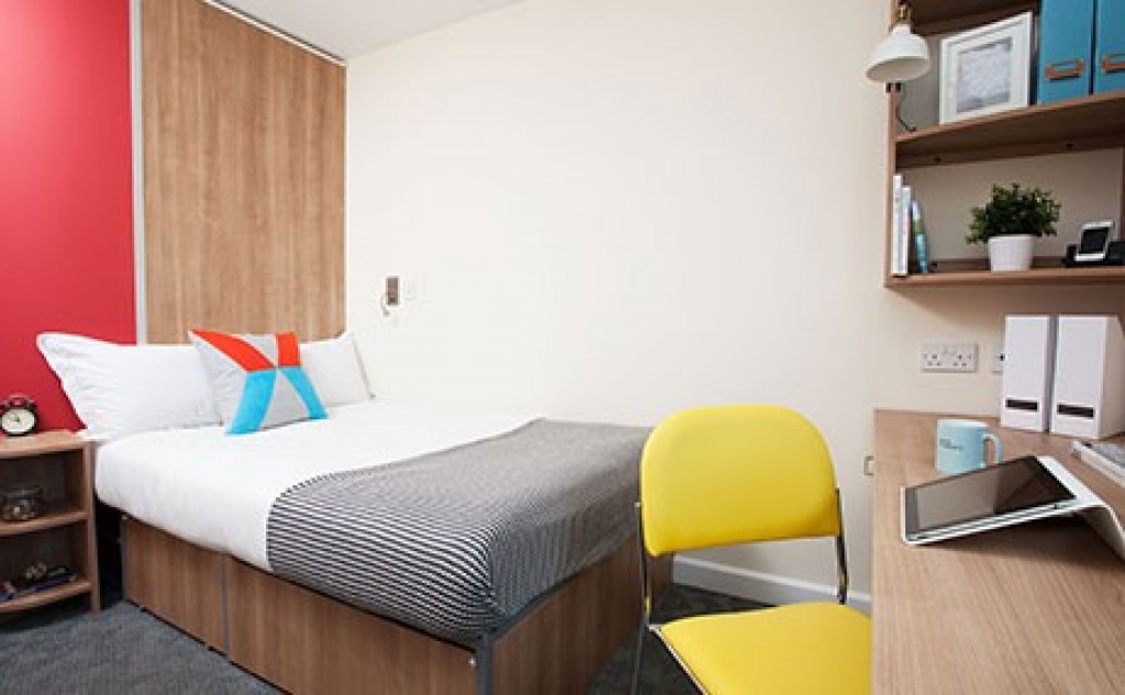 Charlton Court - Bath - chambre - ImmoJeune